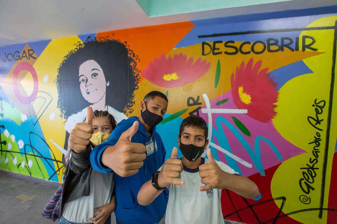 Ternium and the City Department of Education launch the Extra Class